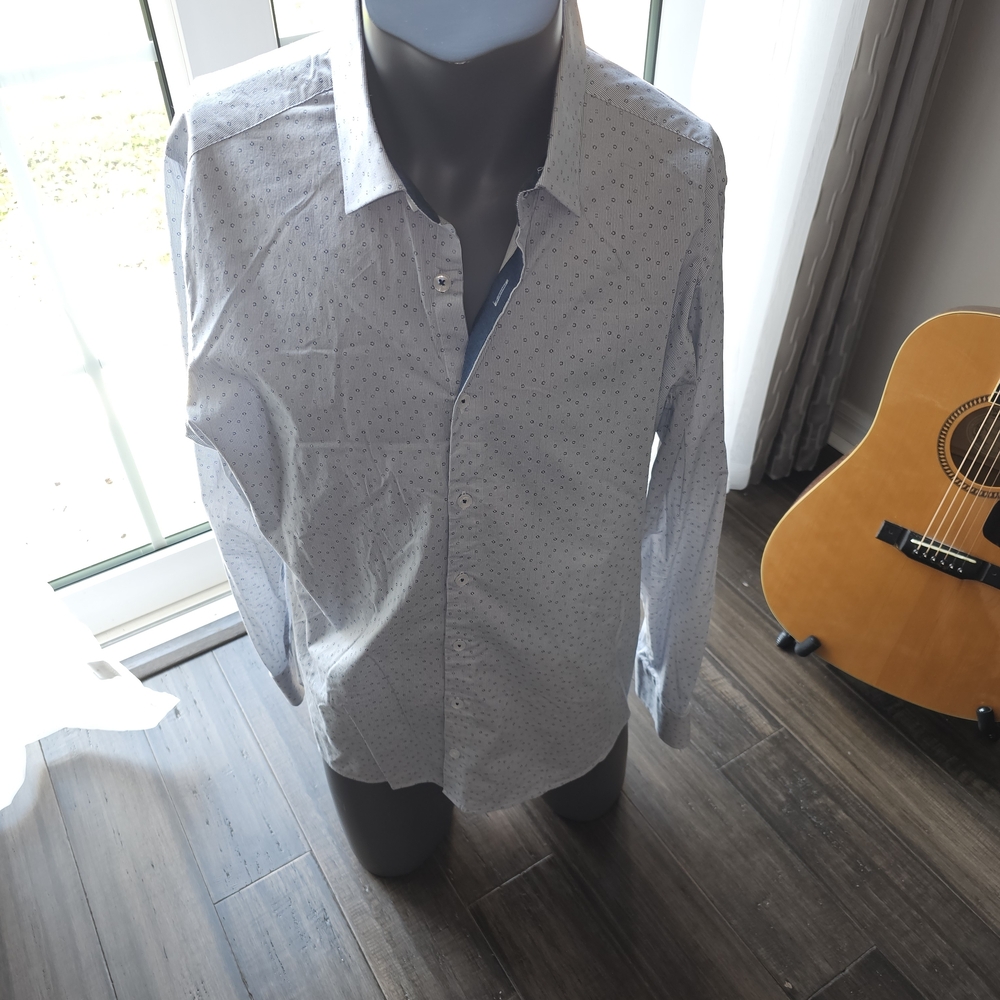 Stone Rose Gray Patterned Button-Down Shirt - image 1